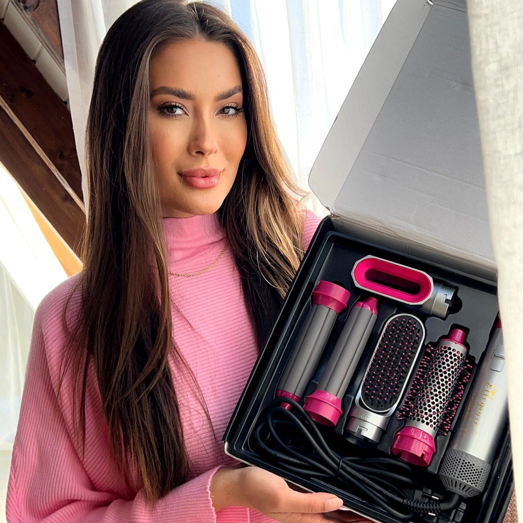 Escova Modeladora 5 em 1 - DeLuxe Hair™ 2025 - Original® - Direct Ofertas