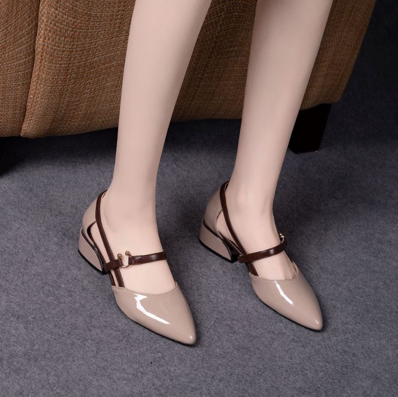 Sapato de Couro Veneza© Salto Baixo | Moda Verão 2023 - Direct Ofertas